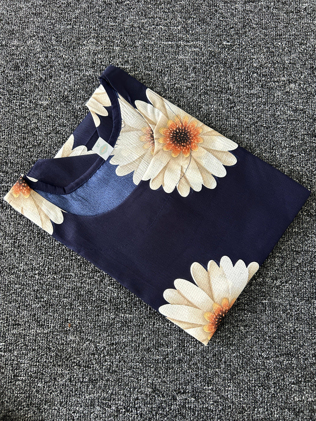 Pack of 4 kurti ( Minimum4 Piece )