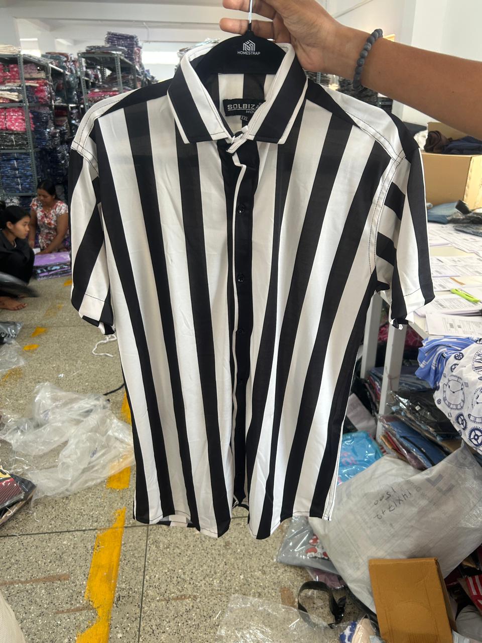 4 Mens Printed shirt (Random design)